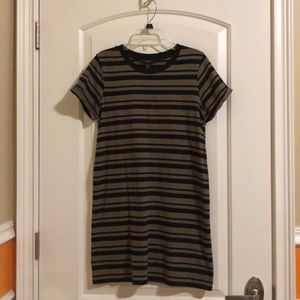 T-shirt dress